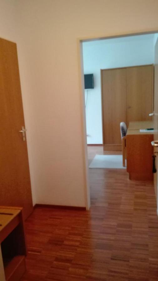 Hotel Restaurant Hirsch Schmiechen المظهر الخارجي الصورة